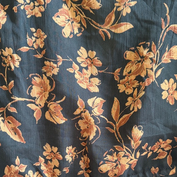 Vici Black and Brown Floral Blouse - Picture 8 of 8